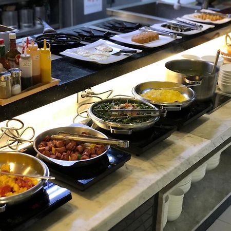 Best Louis Hamilton Hotel Changwon Exteriör bild