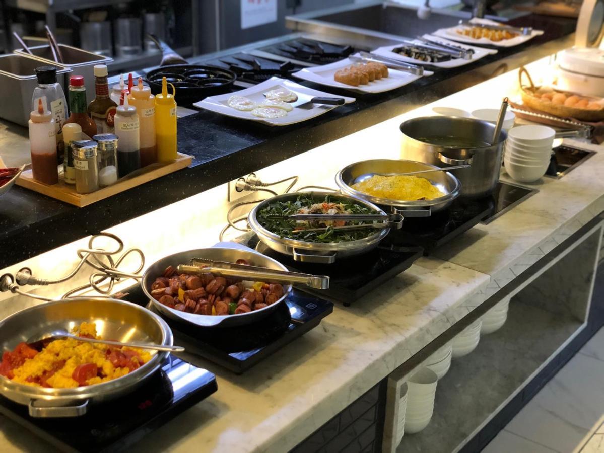 Best Louis Hamilton Hotel Changwon Exteriör bild