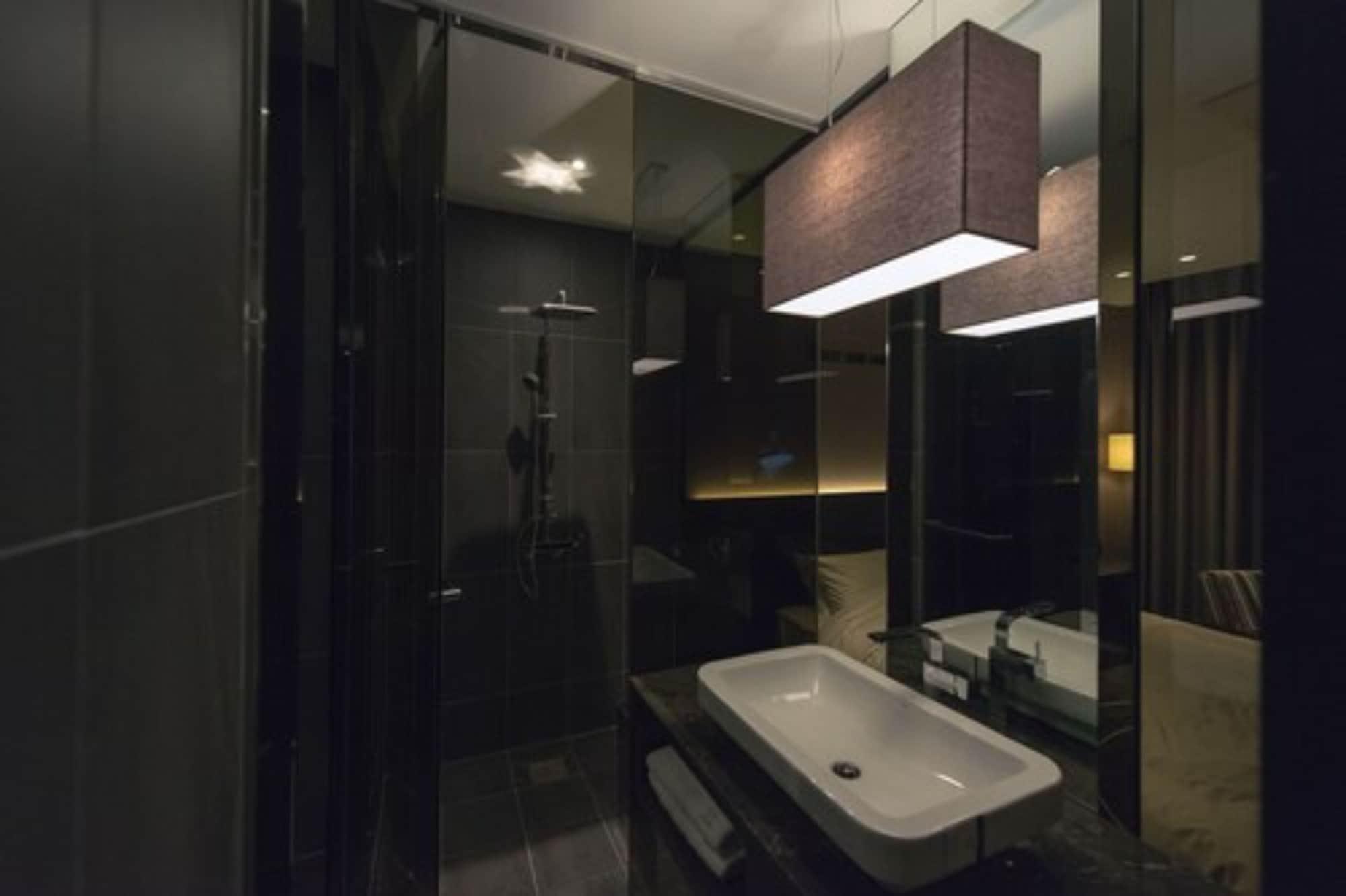 Best Louis Hamilton Hotel Changwon Exteriör bild