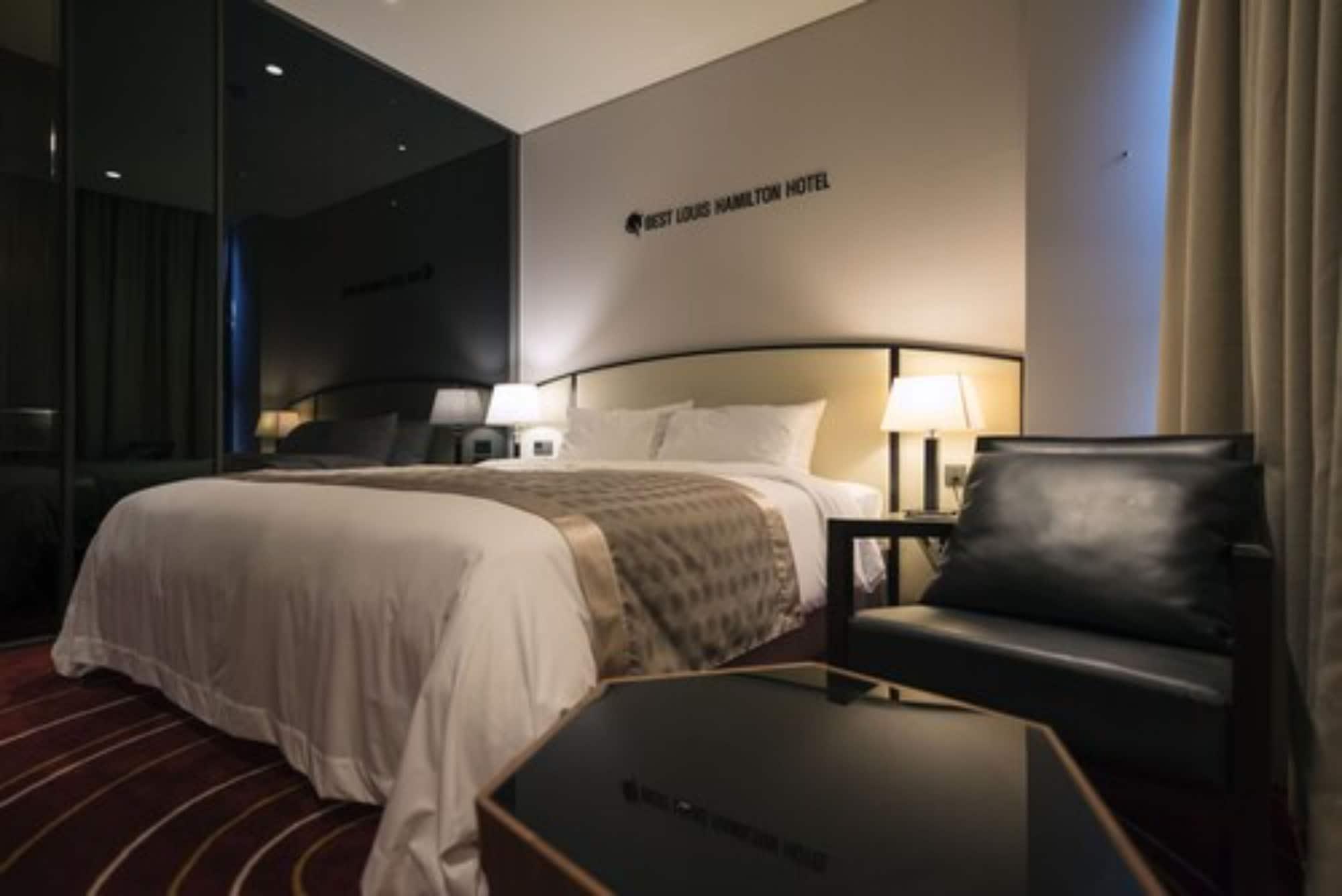 Best Louis Hamilton Hotel Changwon Exteriör bild