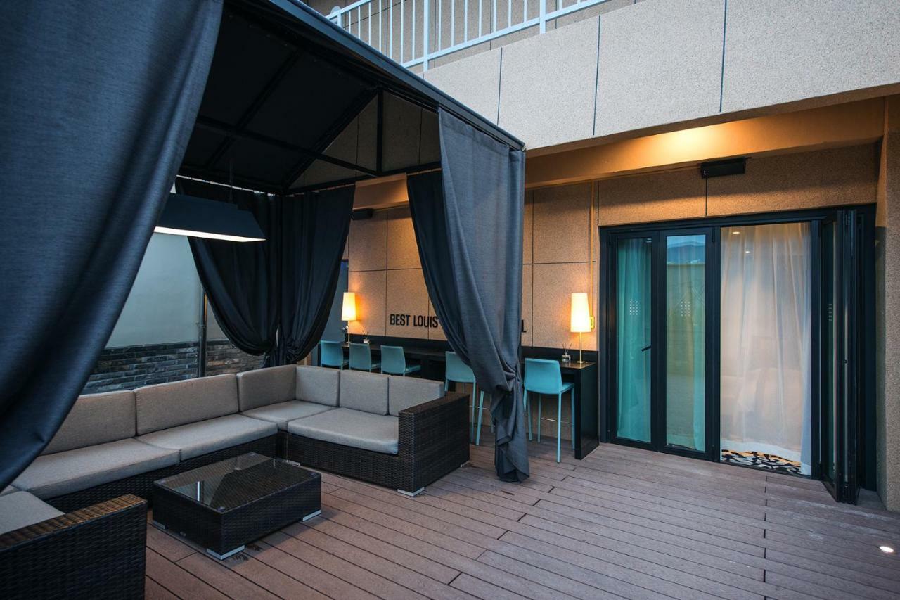 Best Louis Hamilton Hotel Changwon Exteriör bild