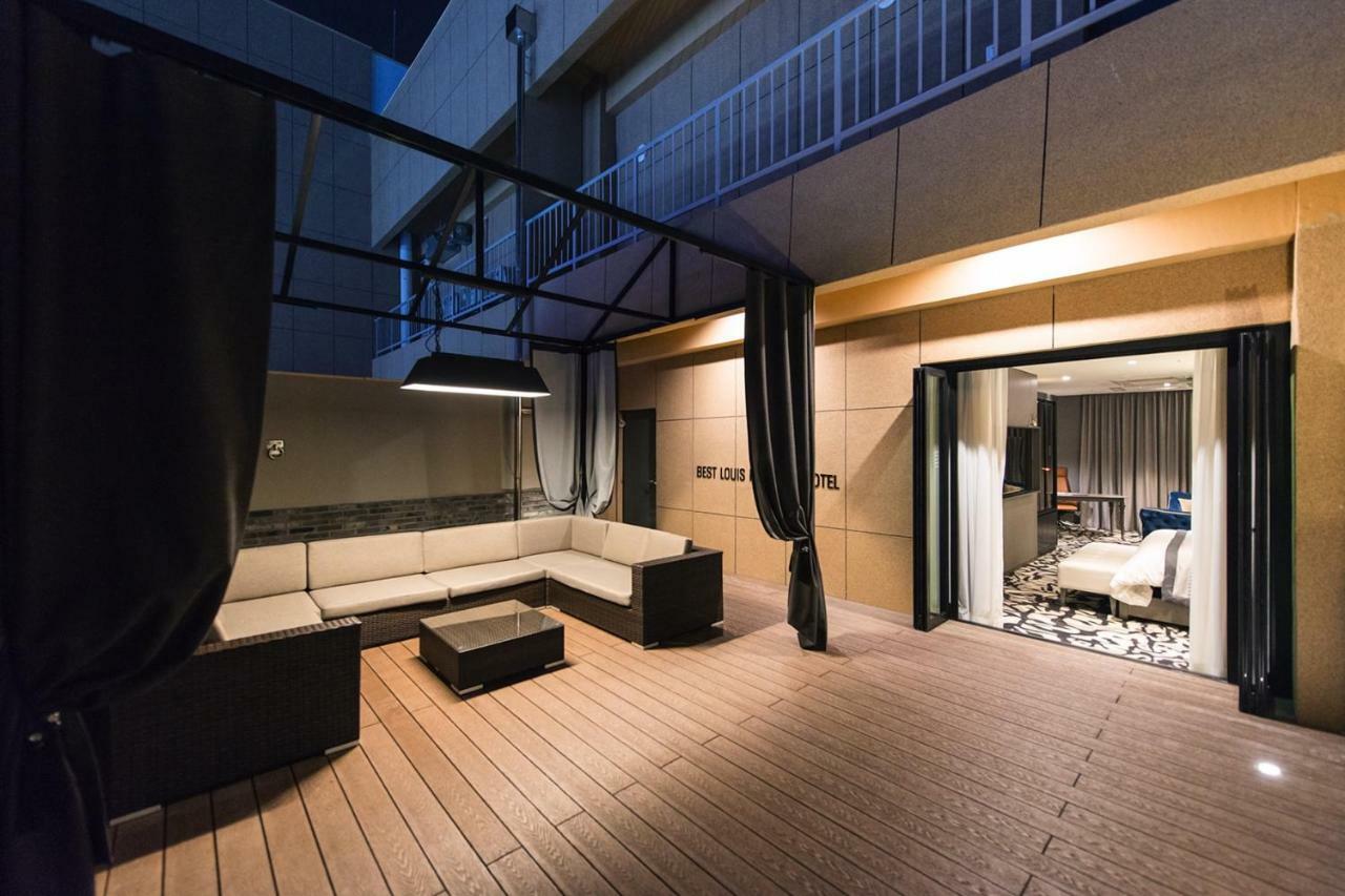 Best Louis Hamilton Hotel Changwon Exteriör bild